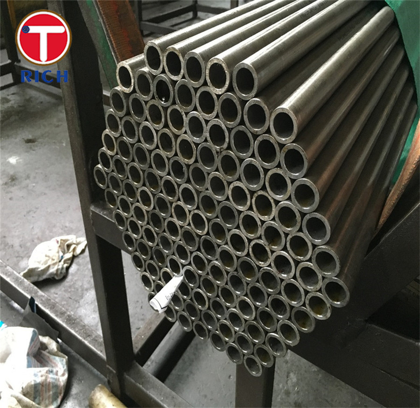 ท่อเหล็กไม่มีรอยต่อแบริ่งโครเมียมคาร์บอนสูง YB/T 4146 สำหรับเครื่องแลกเปลี่ยนความร้อน