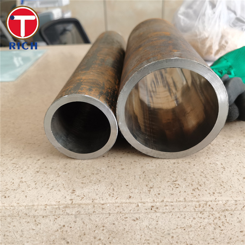 GB/T 31940 ท่อเหล็กไร้ขัดเหล็ก Bi-Metal Composite ความต้านทานต่อการเก่าสําหรับการขนส่งของเหลว