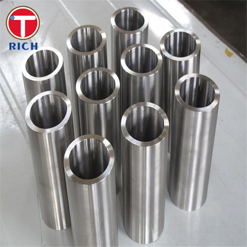 ASTM B338 Gr.1 ท่อแลกเปลี่ยนความร้อน ท่อเหล็กไทเทเนียมแบบไร้สายสําหรับเครื่องหมัดและเครื่องแลกเปลี่ยนความร้อน