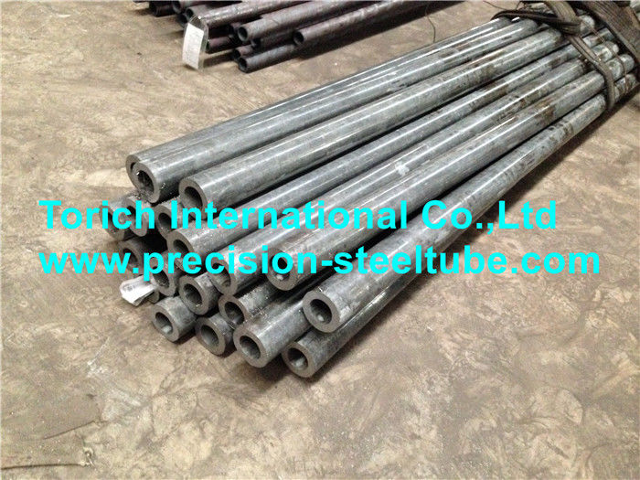 GB / T 8163 OD: 4-1200 มม. ท่อเหล็กไร้รอยต่อสำหรับของเหลว 10 # 20 # Q345